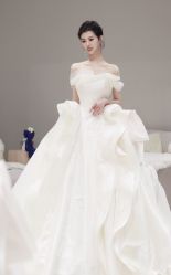 -Renee芮亦婚纱