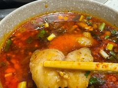 -肖肖酸萝卜鱼火锅(总店)