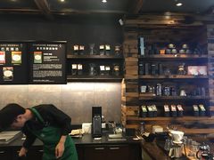 -星巴克臻选(青岛麦凯乐分店)