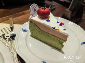 蛋糕控必探的店！  美味诱人的蛋糕，甜而不腻