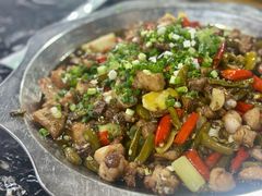 -廖哥泡椒兔(峨眉店)