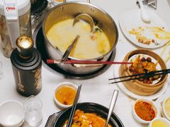 -煲王粤菜餐厅(中侨中心店)