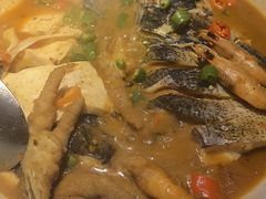 招牌砂锅鱼头煲-新天明砂锅鱼头煲