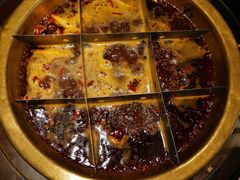 -小天鹅火锅·一线江景洪鼎旗舰店(洪崖洞店)