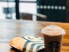 -星巴克臻选(广州高德置地秋广场店)