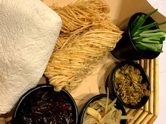 故乡风情-丁里羊肉小镇(天鹅湖总店)