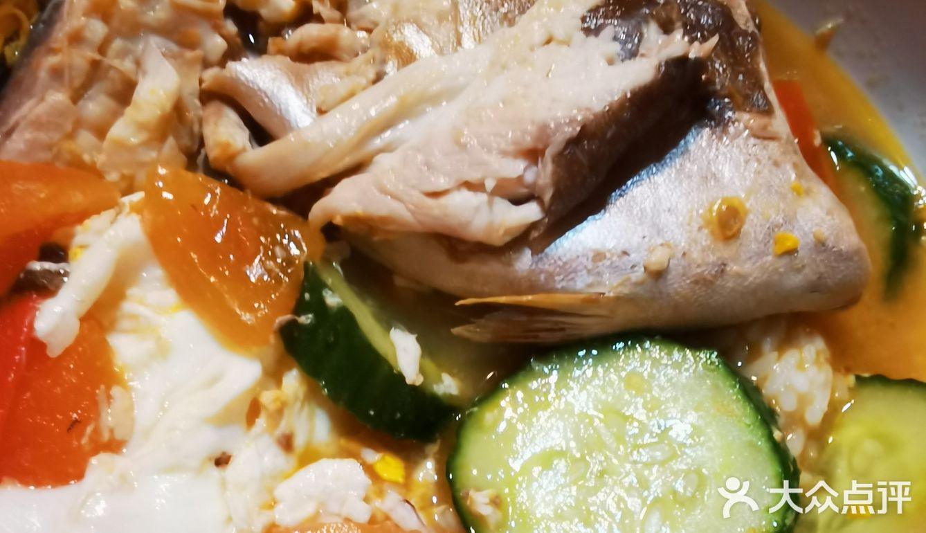 鲳鱼和汤泡饭