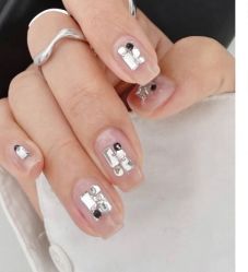 -LILY NAILS美甲美睫
