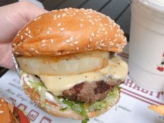 -The Habit Burger Grill 哈比特汉堡(爱琴海店)