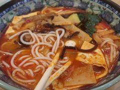 -蒙自源米线大王(信利城市广场店)