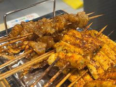 -烤满分·东北烧烤(首经贸店)