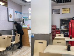 大堂-鸡鸣汤包(广东路店)