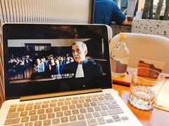 -Line 咖啡(石厦花园店)