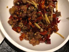 -鱼鲜饭香·招牌汽锅剁椒鱼头王