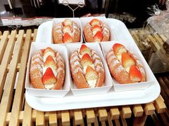 草莓皇后-山崎面包(百联世纪店)
