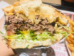 -The Habit Burger Grill 哈比特汉堡(复兴soho店)