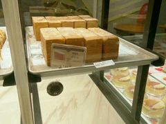 -赛拉维(咸阳财富中心店)