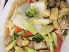 -光海鲜鱼翅餐厅(叻差拉披色路店)