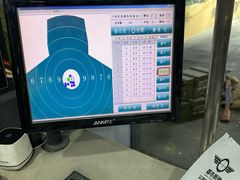-都市枪神实弹射击俱乐部