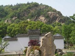 -灵岩山风景区