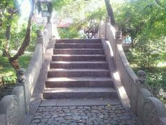 -汇龙潭