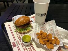 -The Habit Burger Grill 哈比特汉堡(爱琴海店)