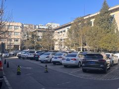 -北京积水潭医院-停车场