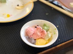 冰淇淋球-昆山裕元花园酒店·温莎西餐厅