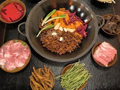 -渝井巷重庆老火锅(沈阳吉祥店)