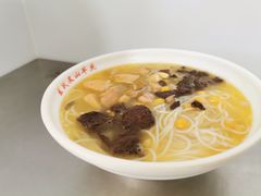 -文山荷鲜居(翠湖店)