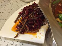 -兔行天下-鸿鹤鲜锅兔(中海国际店)