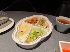 -左庭右院鲜牛肉火锅黑金店(陆家嘴中心店)