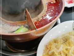 -楼外楼大刀肉传统火锅居(幸福街店)