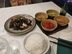 -半山腰·云南菜(侨福芳草地店)