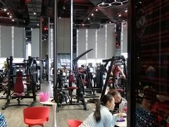 -一兆韦德健身(梅川店)