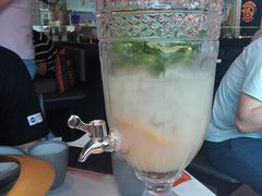 -鸣记脆皮烤鱼·海鲜烤鱼(三八广场店)