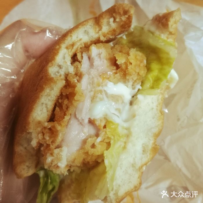 华莱士(职大店)香辣鸡腿汉堡图片 第1张