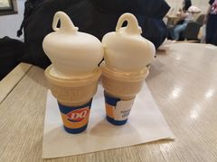 蛋筒-DQ·蛋糕·冰淇淋(新佳丽店)