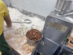 -依云煎包店