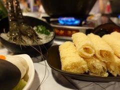 -鲜入围煮花胶鸡海鲜火锅