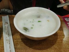 -广东小美食(果戈里大街店)