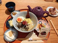 -啢啢茶寮(芳华横街店)