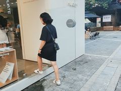-HUGS coffee(东区店)