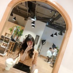 -发泽造型·烫发染发