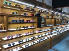 -罗伯特眼镜·蔡司官方授权(罗湖国贸店)