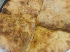 -周老三跷脚牛肉·全牛火锅(非遗传承店)