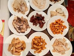 -天宜隆蘑菇宴火锅(石景山旗舰店)