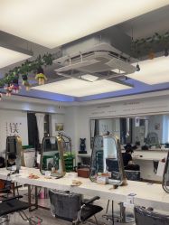 -镁连社·美联社