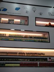 -美斯洛美甲美睫连锁店