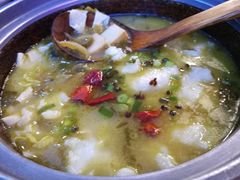 -周鱼小馆石锅酸菜鱼(活力汇店)